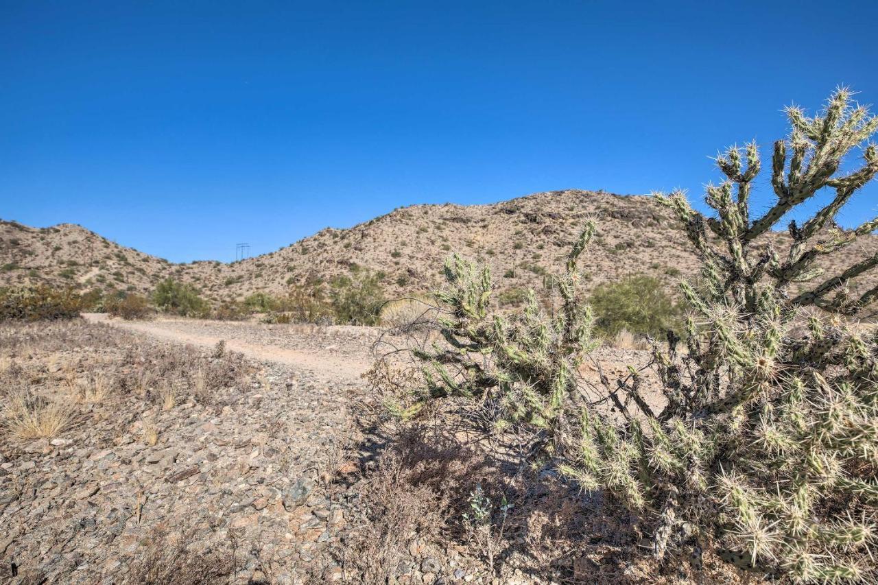 Escape Heated Pool, Views, And Trail Access *