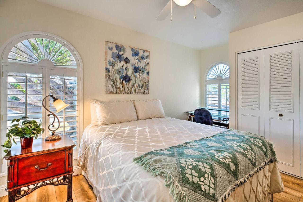 Holiday home Escape Heated Pool, Views, And Trail Access